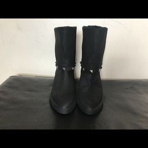 Jennifer Lopez ankle boot